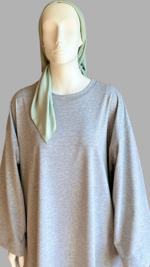 Amal – Løs og Lett Kjole Grå